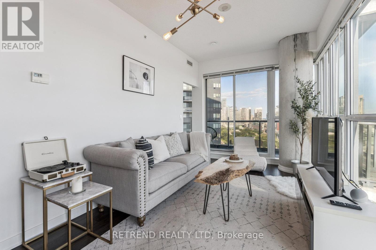 Photo 2 of 1912 51 East Liberty Street, Toronto ON