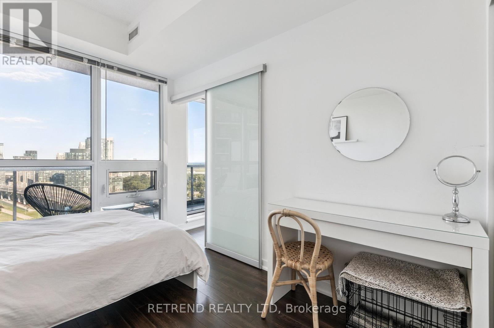 Photo 7 of 1912 51 East Liberty Street, Toronto ON