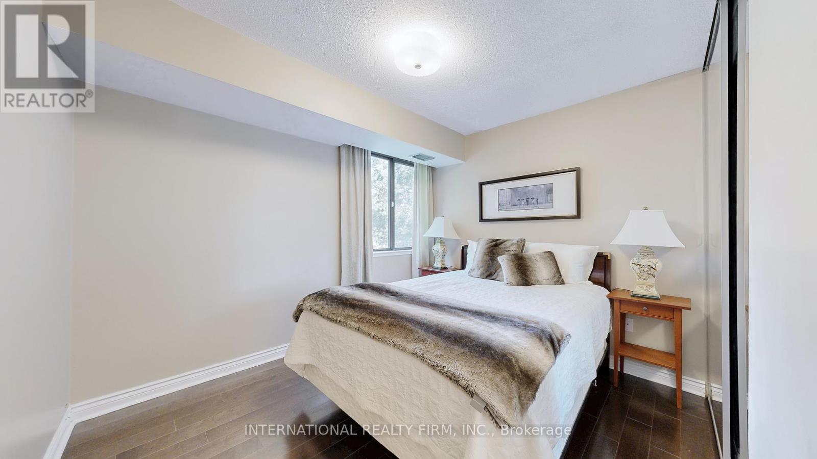 Photo 23 of 404 1200 Bridletowne Circle, Toronto ON