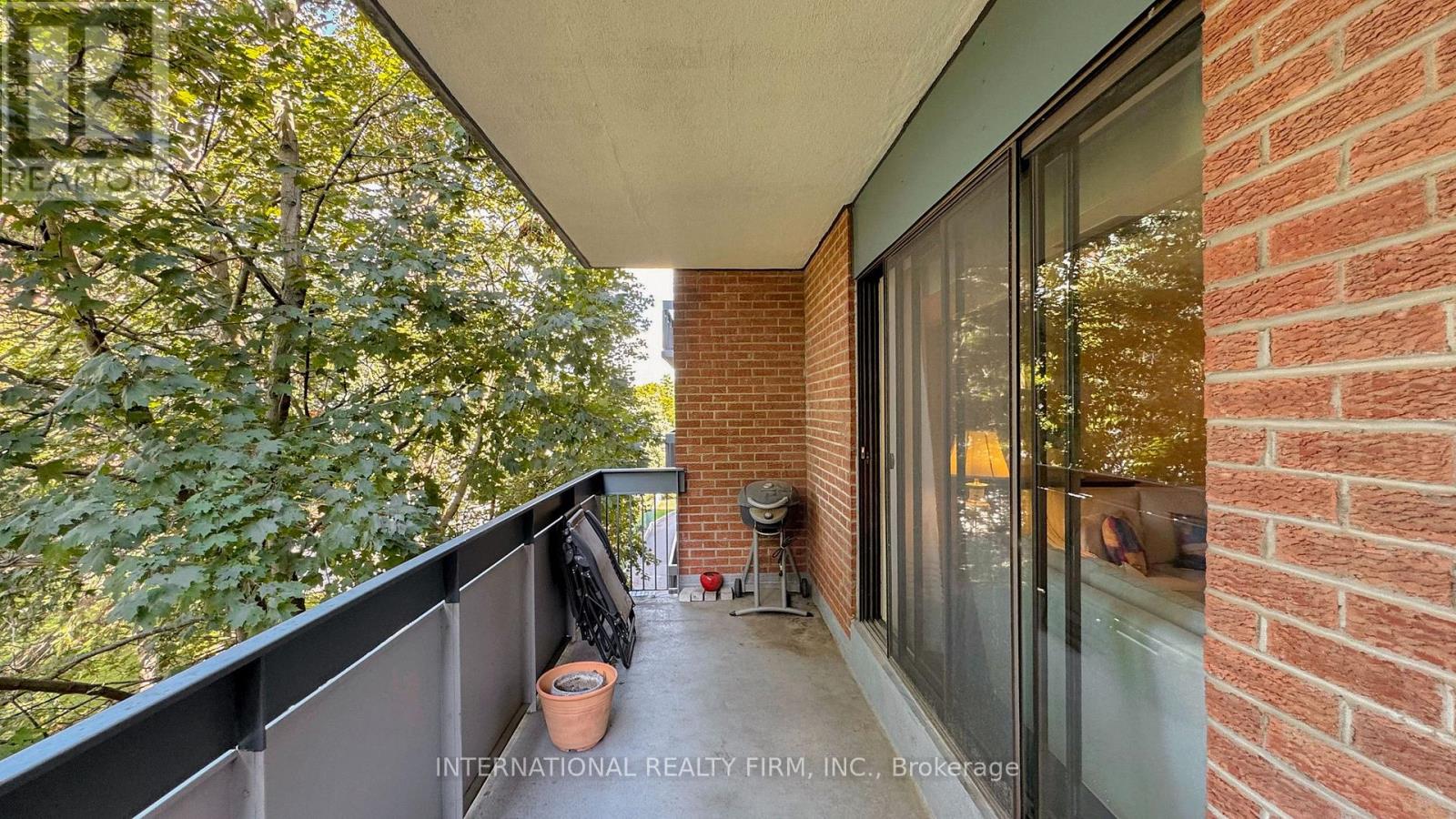 Photo 28 of 404 1200 Bridletowne Circle, Toronto ON