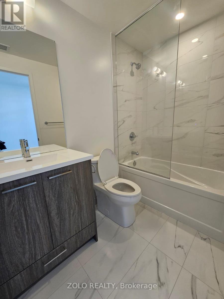 Photo 11 of 3503 28 Interchange Way, Vaughan ON