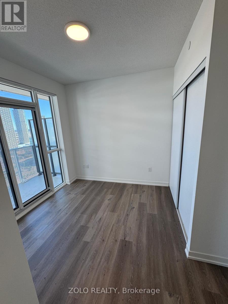 Photo 17 of 3503 28 Interchange Way, Vaughan ON