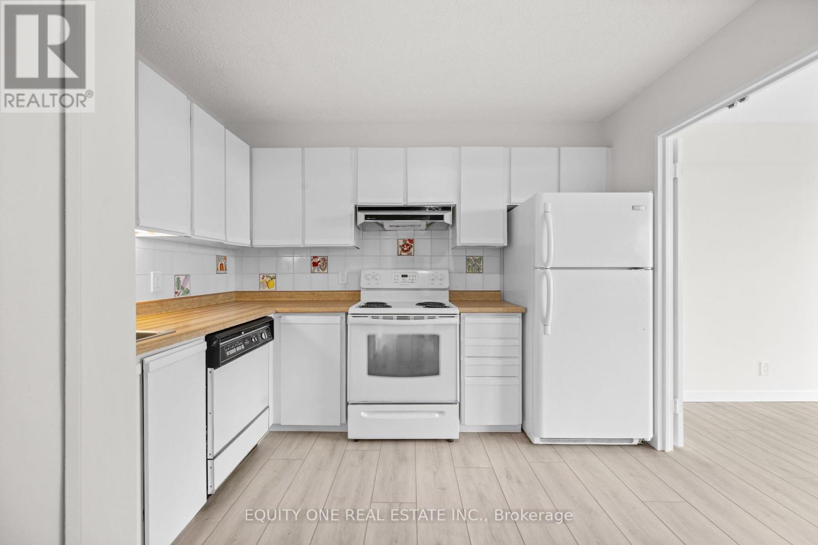 Photo 11 of 1801 1285 Cahill Drive, Ottawa ON