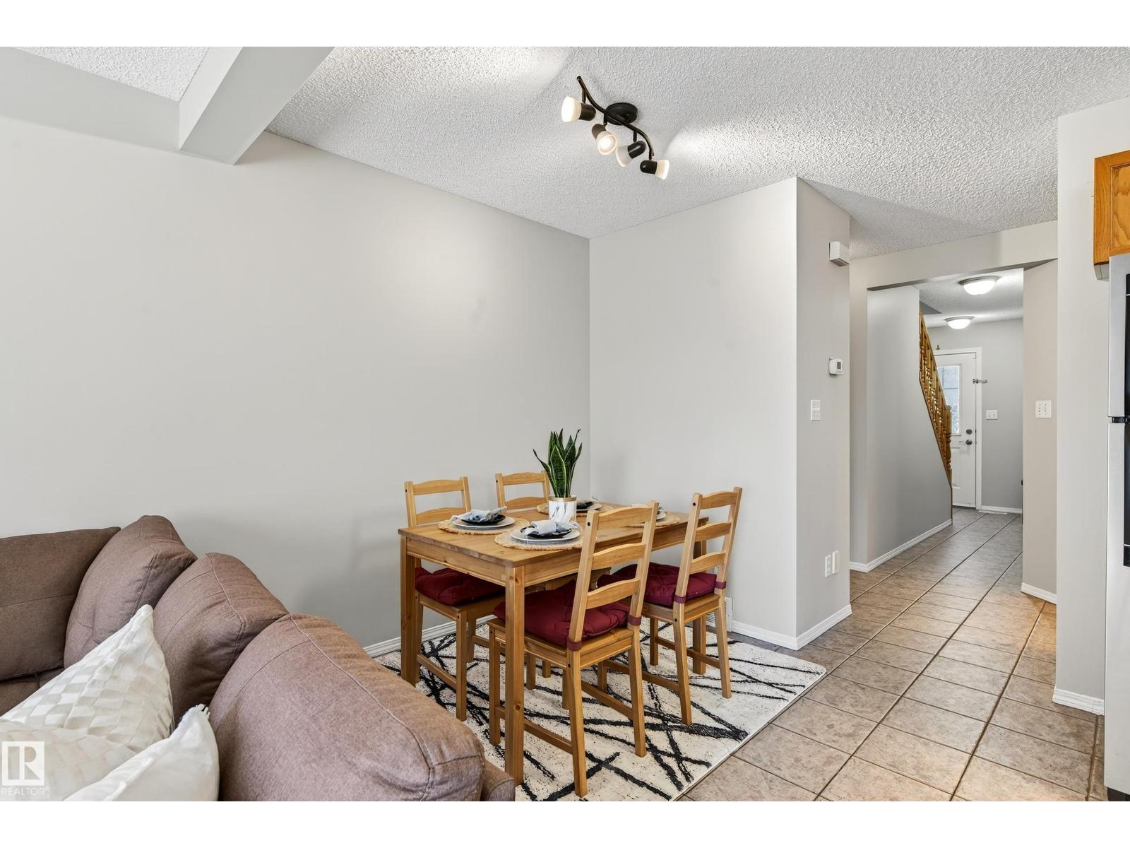 Photo 14 of 24 14603 Miller Bv Nw, Edmonton AB