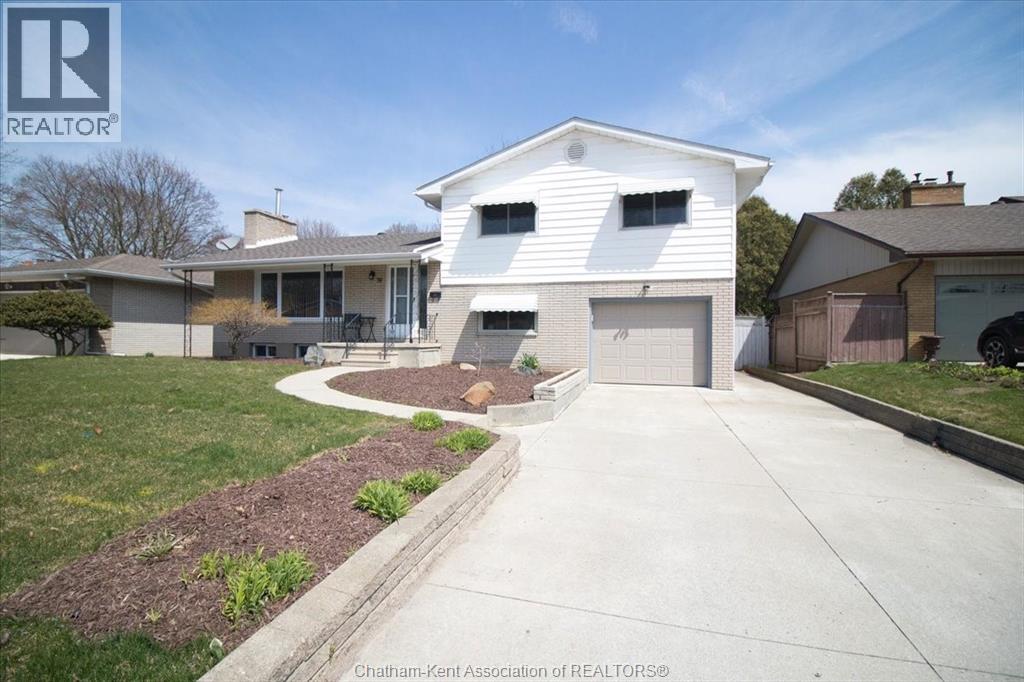 Photo 1 of 39 Wyandott Street, Chatham ON