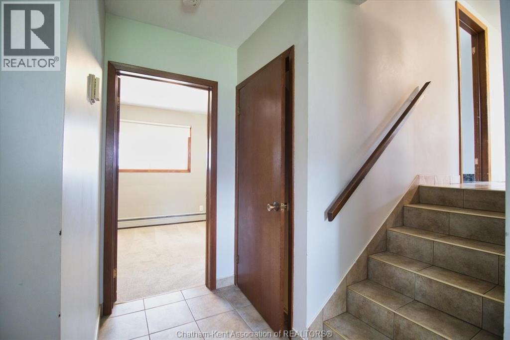 Photo 32 of 39 Wyandott Street, Chatham ON