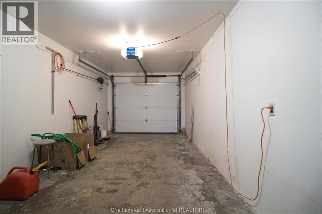 Photo 37 of 39 Wyandott Street, Chatham ON