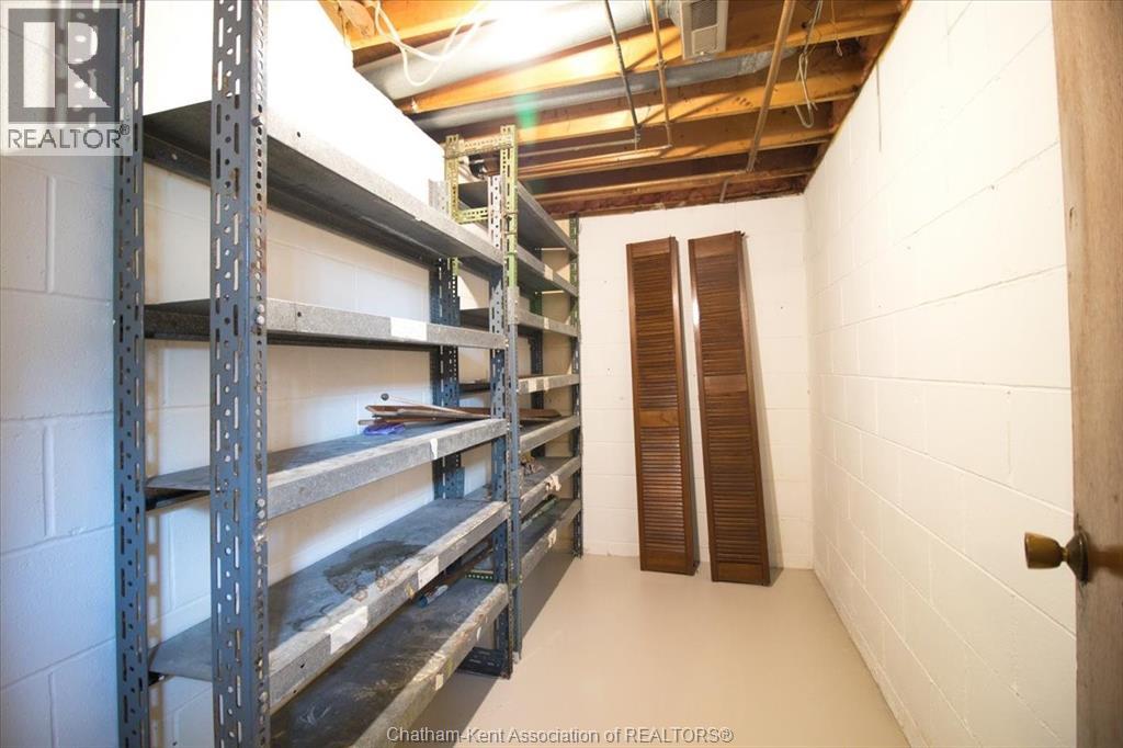 Photo 45 of 39 Wyandott Street, Chatham ON