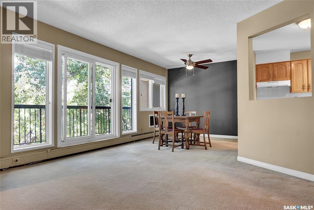 Photo 2 of 304 2727 Victoria Avenue, Regina SK
