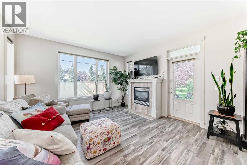 Photo 16 of 406 8000 Wentworth Drive Sw, Calgary AB