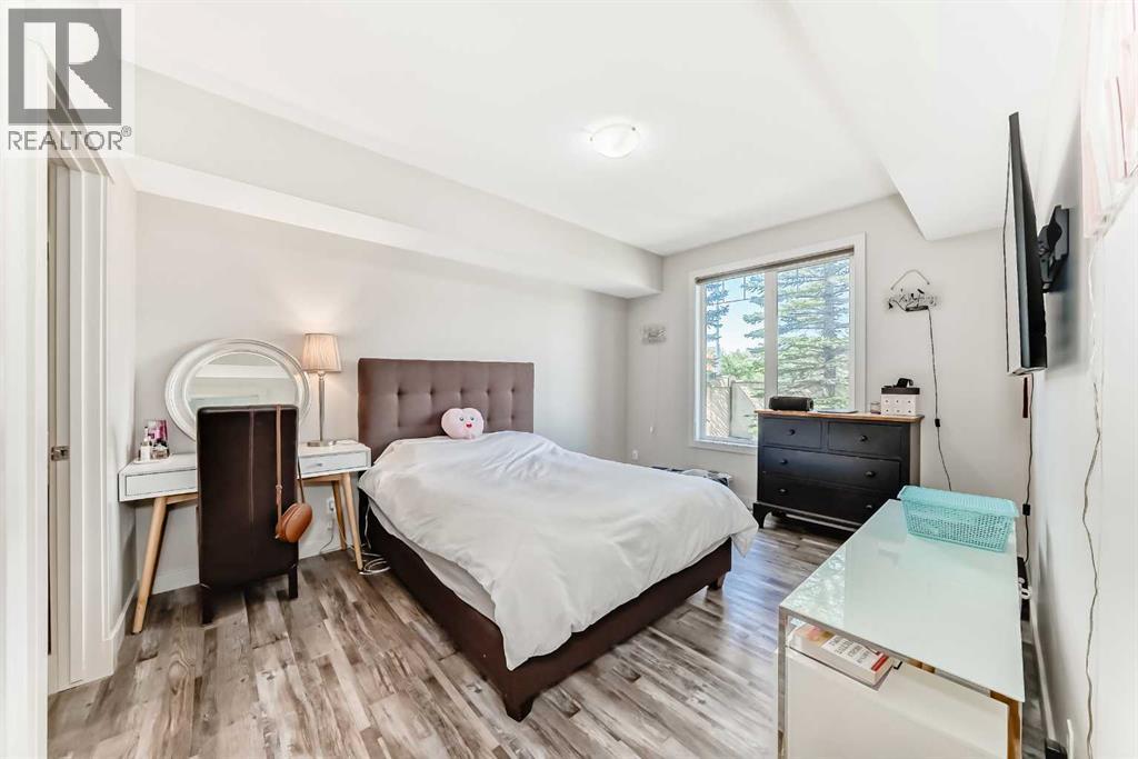 Photo 23 of 406 8000 Wentworth Drive Sw, Calgary AB