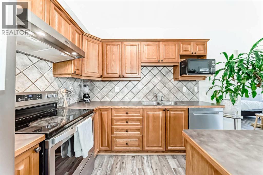 Photo 8 of 406 8000 Wentworth Drive Sw, Calgary AB