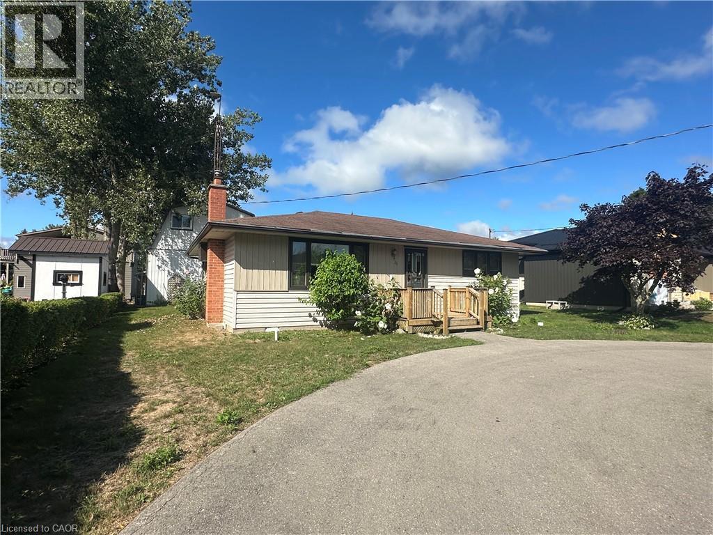 Photo 2 of 26 Pickerel Road, Long Point ON