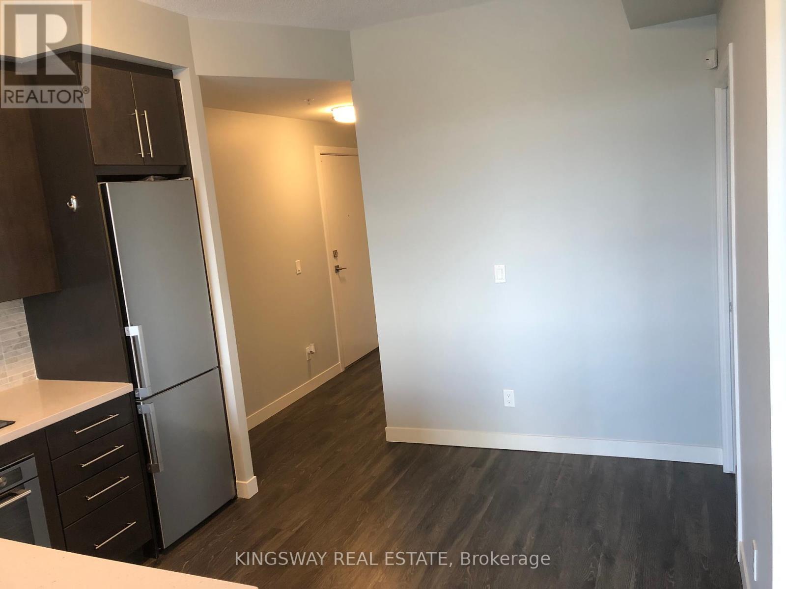 Photo 3 of 1808 2087 Fairview Street, Burlington ON