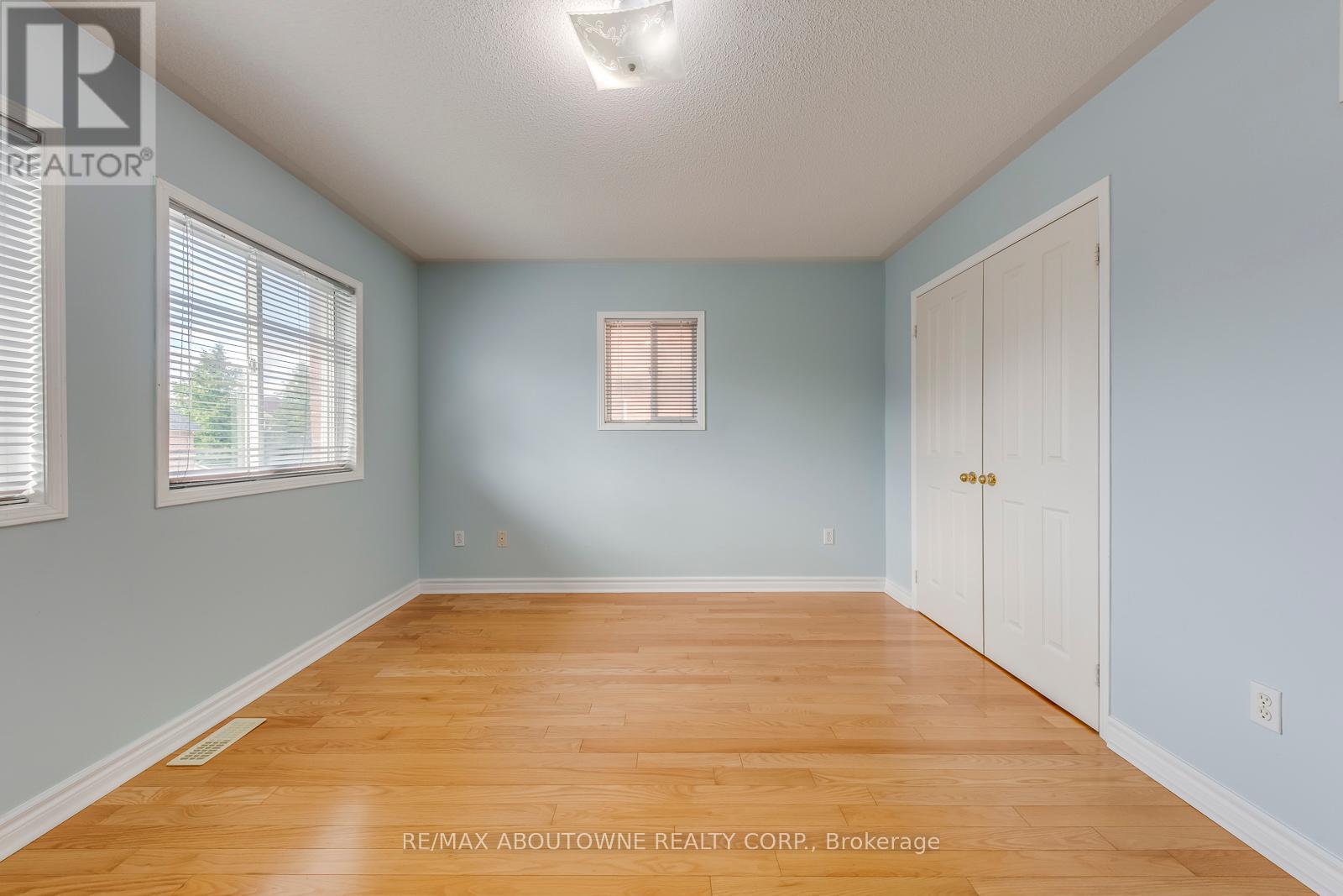 Photo 27 of 83 Bur Oak Avenue, Markham ON