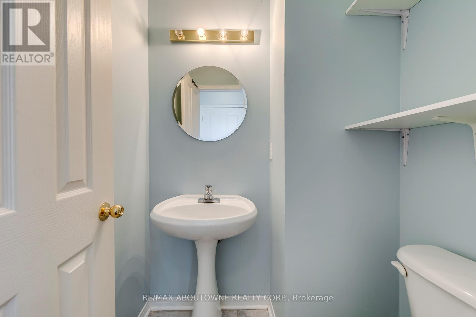 Photo 22 of 83 Bur Oak Avenue, Markham ON