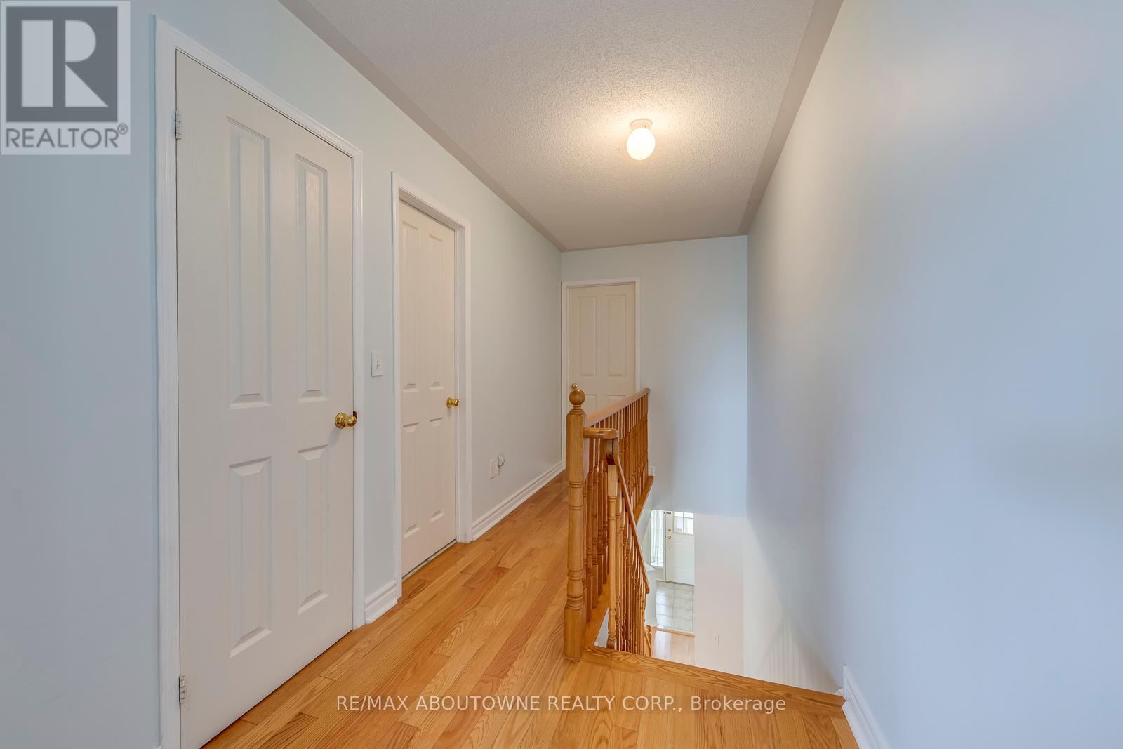 Photo 31 of 83 Bur Oak Avenue, Markham ON