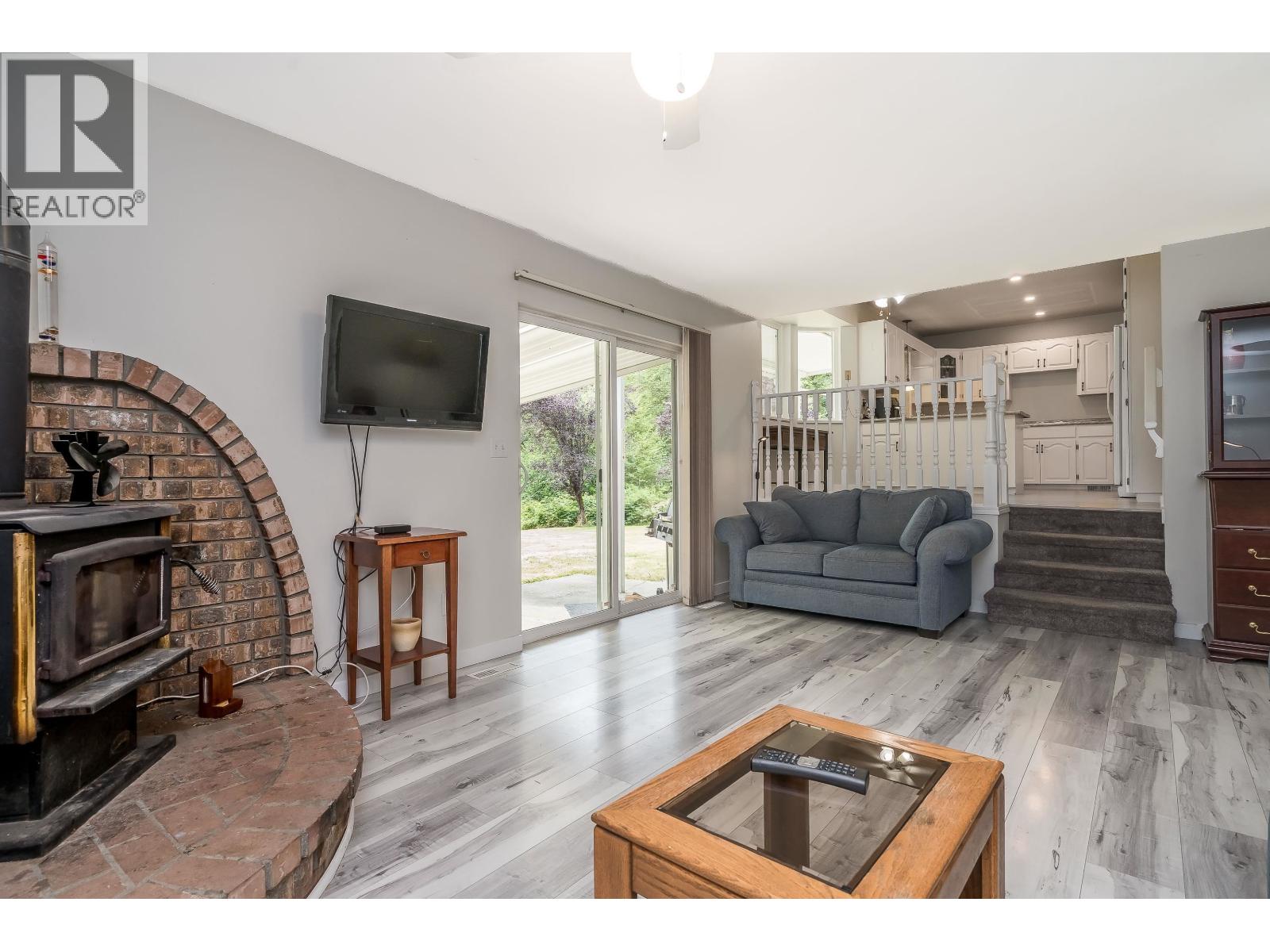 Photo 16 of 12295 269 Street, Maple Ridge BC