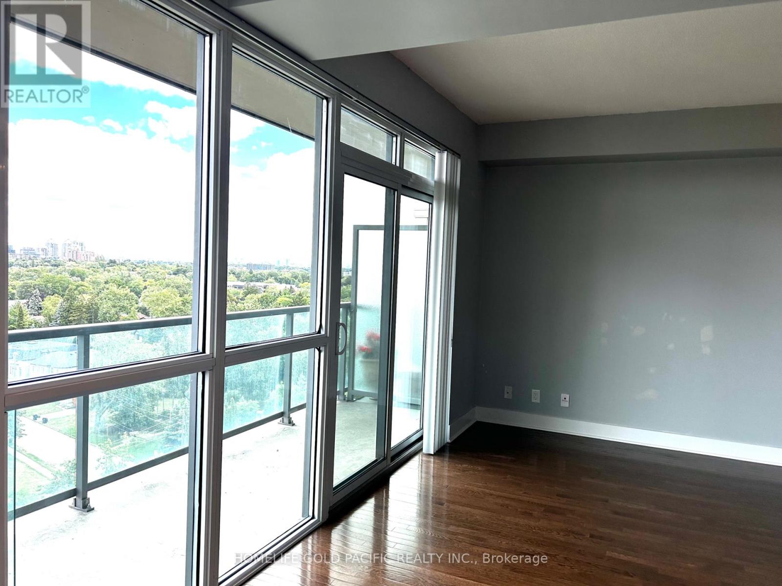 Photo 11 of 1304 26 Norton Avenue, Toronto ON