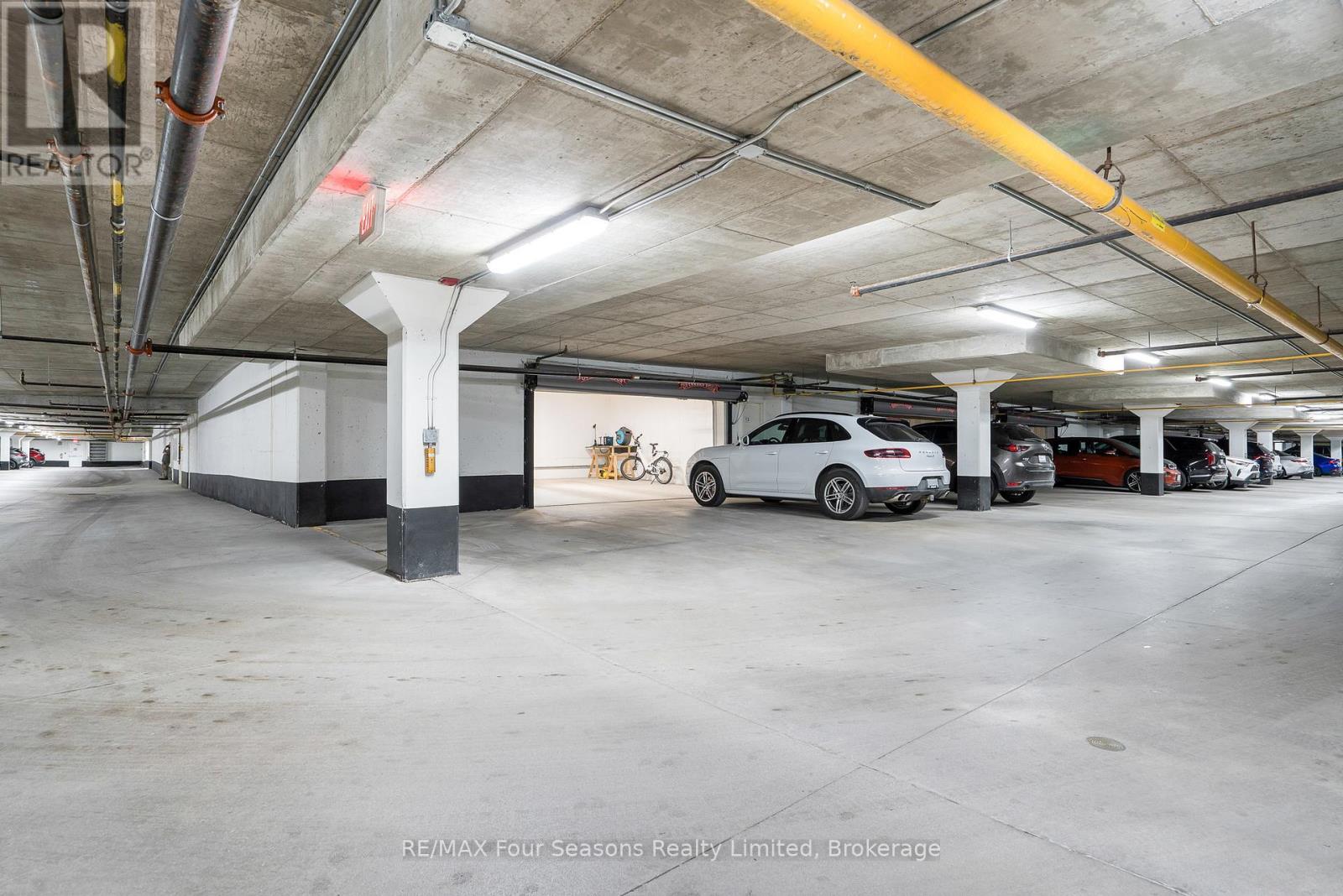 Photo 31 of 13 Westmount Mews, Collingwood ON