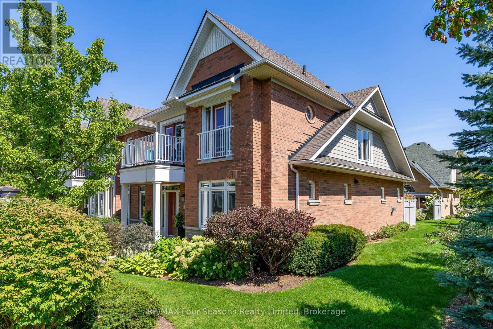 Photo 49 of 13 Westmount Mews, Collingwood ON