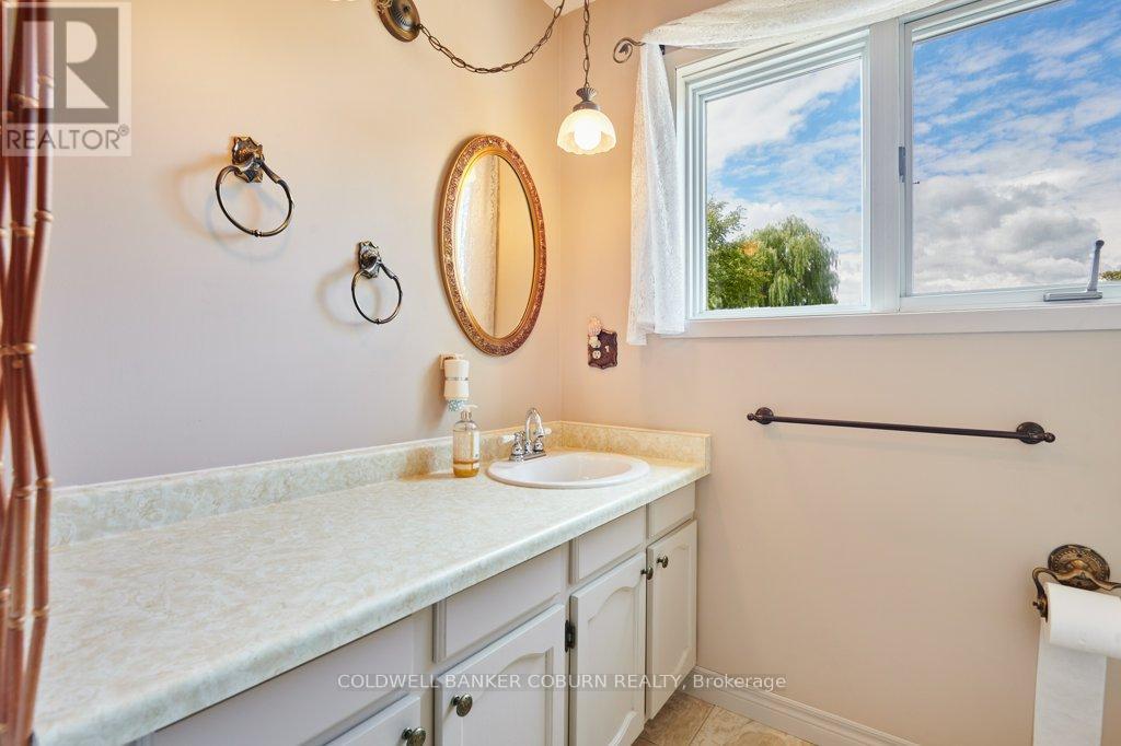 Photo 24 of 11152 Grisdale Drive, South Dundas ON