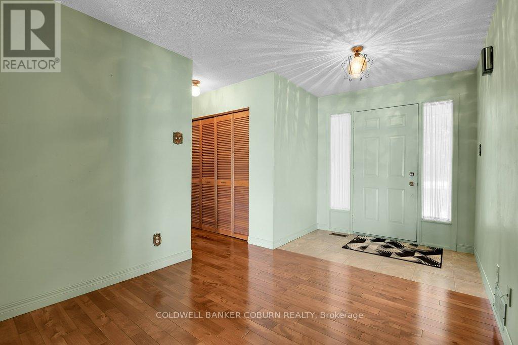Photo 7 of 11152 Grisdale Drive, South Dundas ON