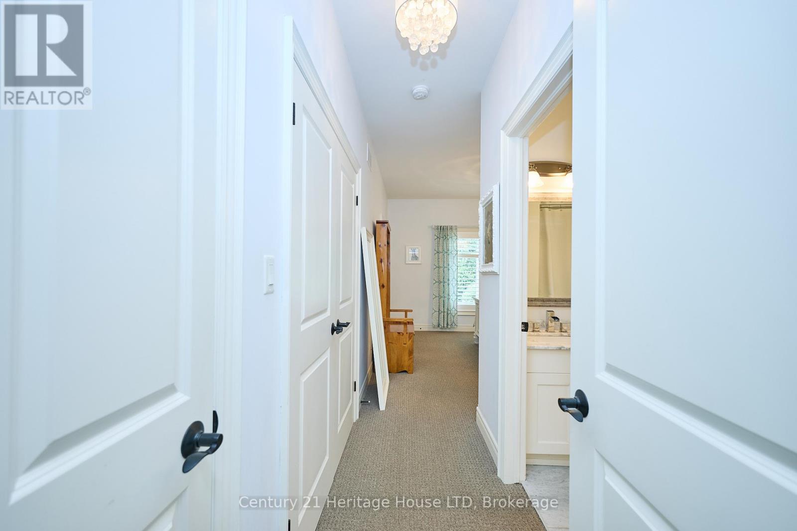 Photo 21 of 32 Sunrise Court, Fort Erie ON