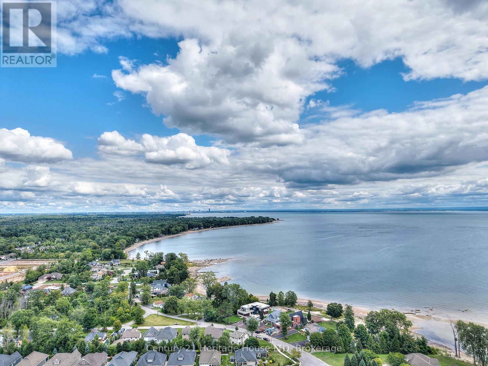 Photo 46 of 32 Sunrise Court, Fort Erie ON