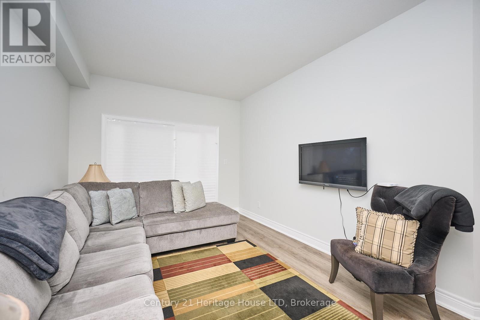 Photo 23 of 427 Williams Crescent, Fort Erie ON
