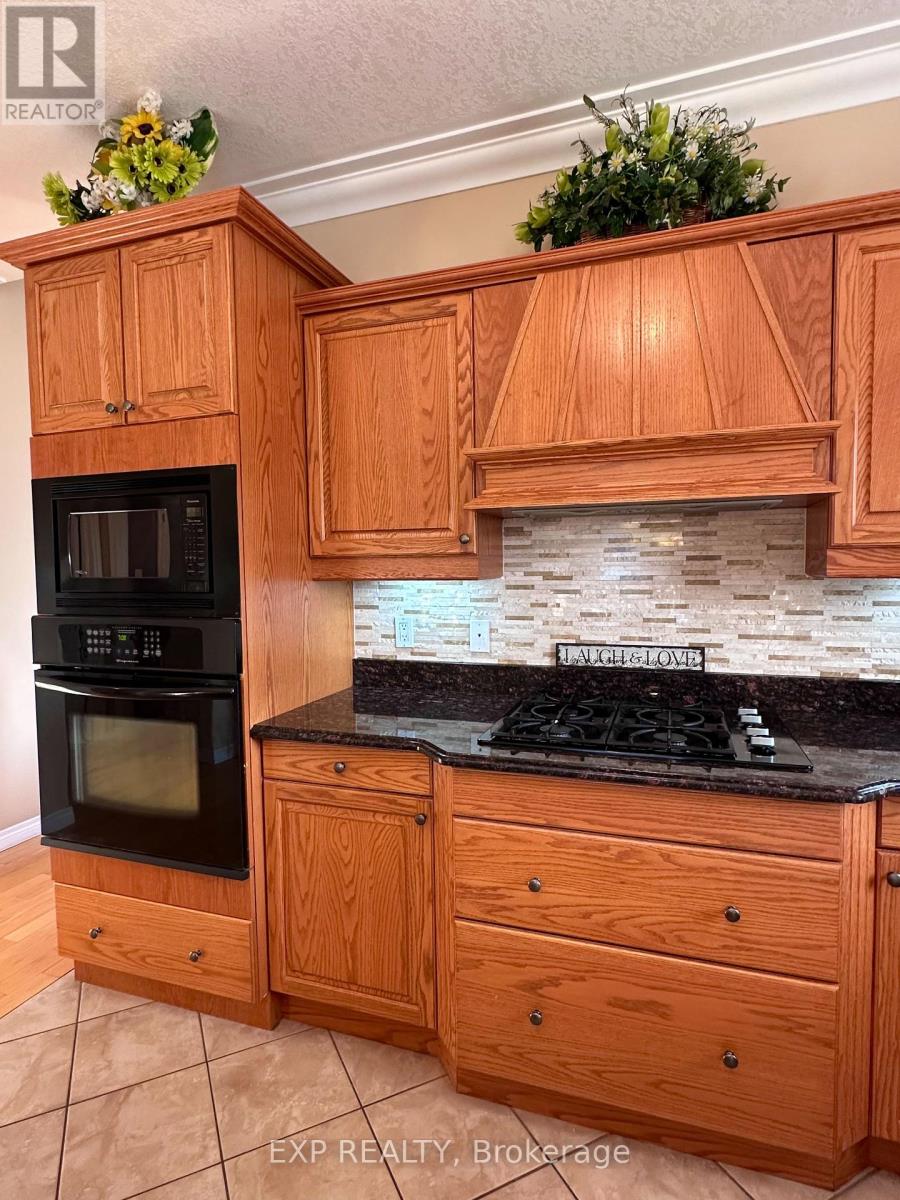 Photo 13 of 1 Falconridge Court, St Thomas ON