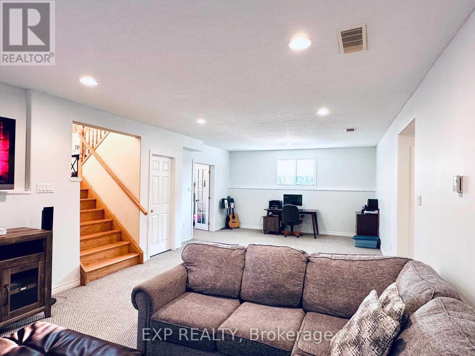 Photo 28 of 1 Falconridge Court, St Thomas ON
