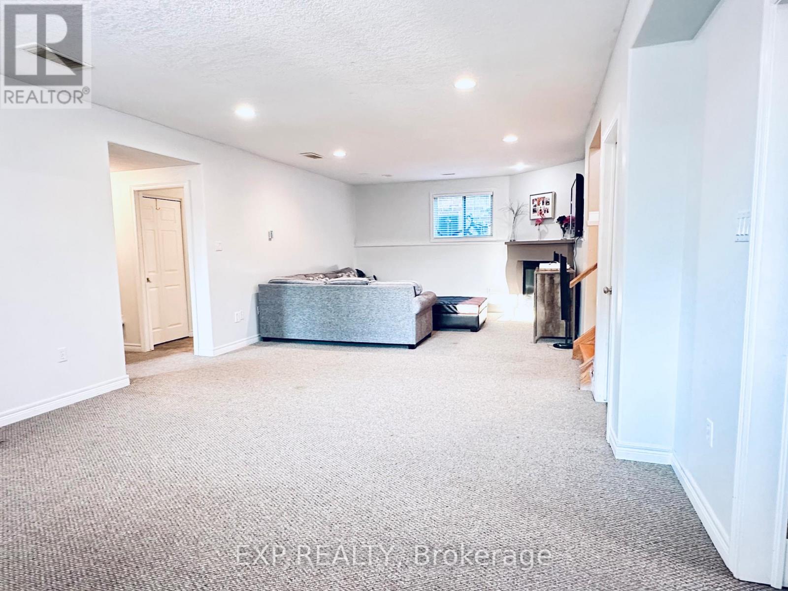 Photo 30 of 1 Falconridge Court, St Thomas ON