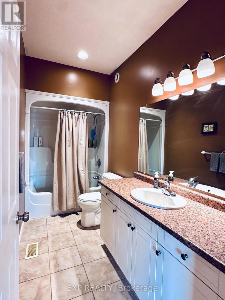 Photo 27 of 1 Falconridge Court, St Thomas ON