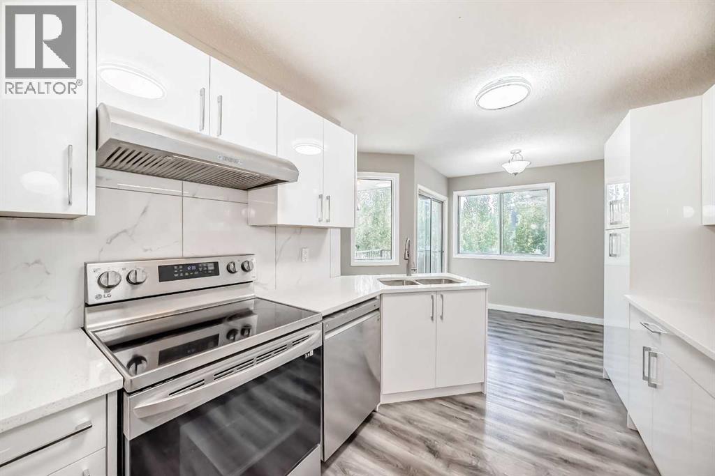 Photo 6 of 45 Westridge Drive, Okotoks AB