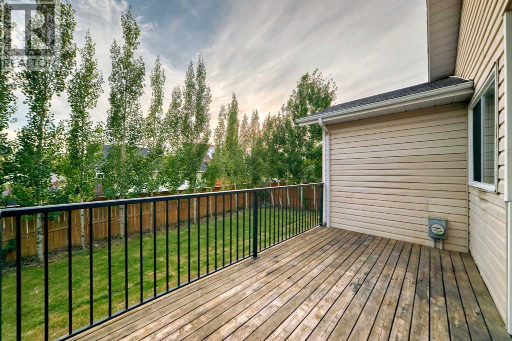 Photo 8 of 45 Westridge Drive, Okotoks AB