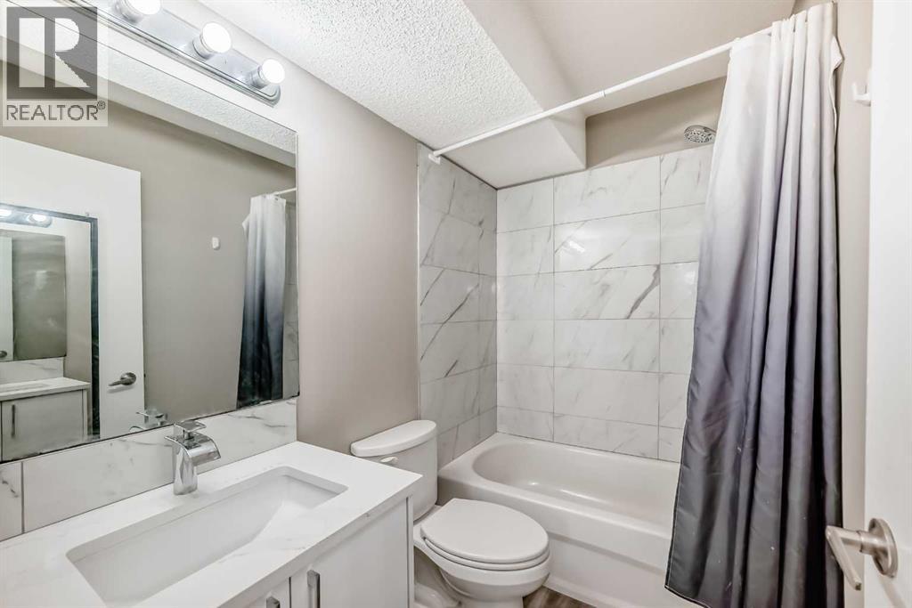 Photo 19 of 45 Westridge Drive, Okotoks AB