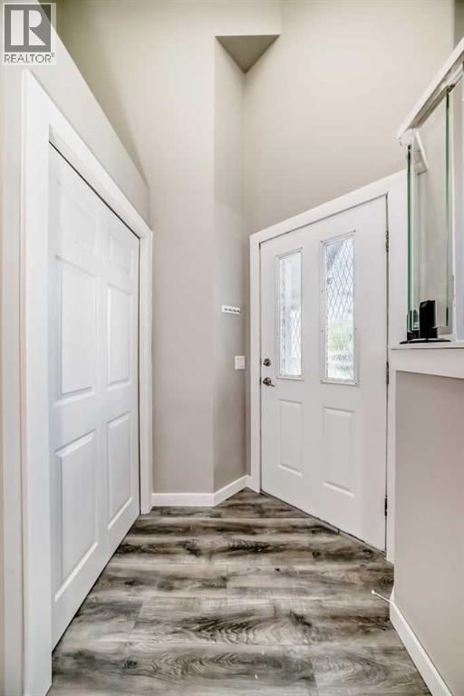 Photo 4 of 45 Westridge Drive, Okotoks AB