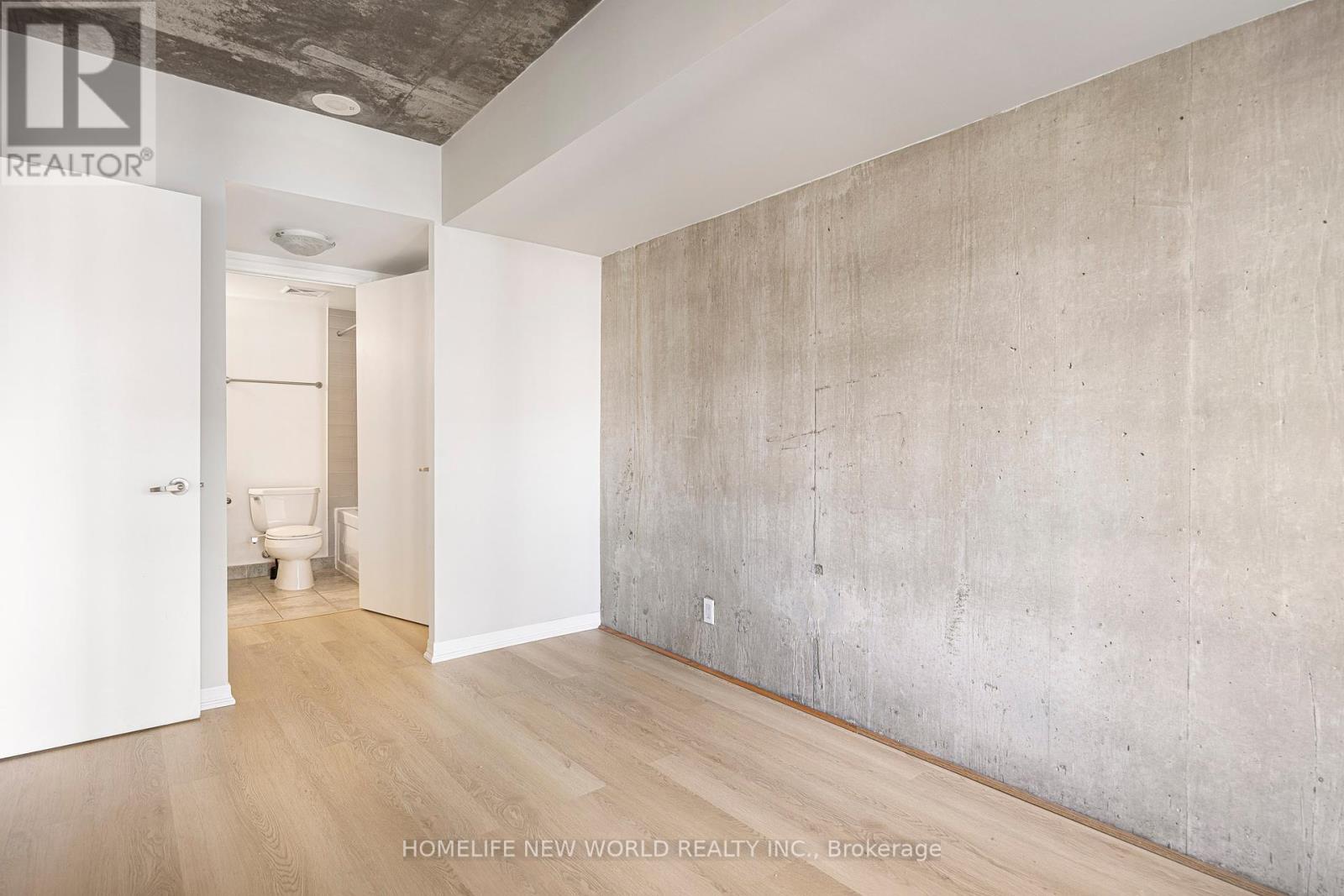 Photo 16 of 1108 22 Wellesley Street E, Toronto ON