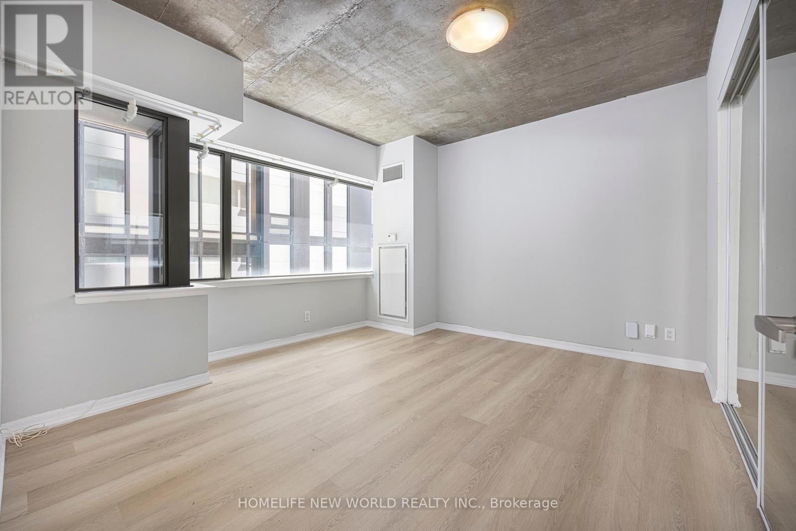 Photo 19 of 1108 22 Wellesley Street E, Toronto ON