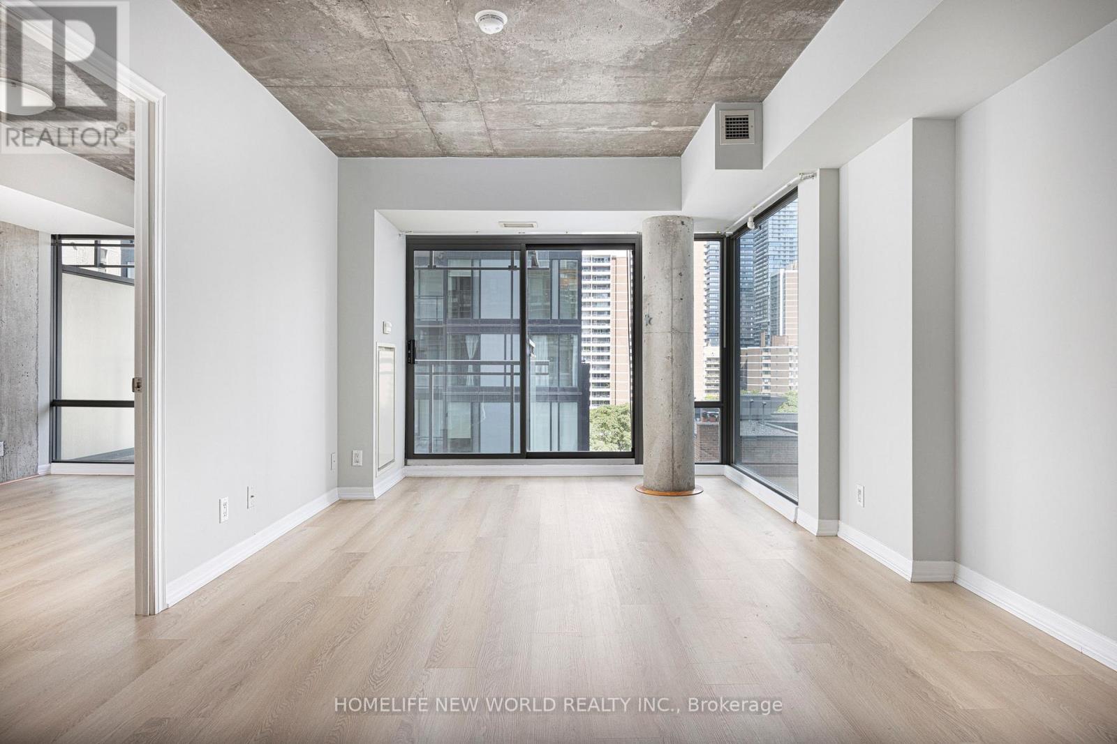 Photo 5 of 1108 22 Wellesley Street E, Toronto ON