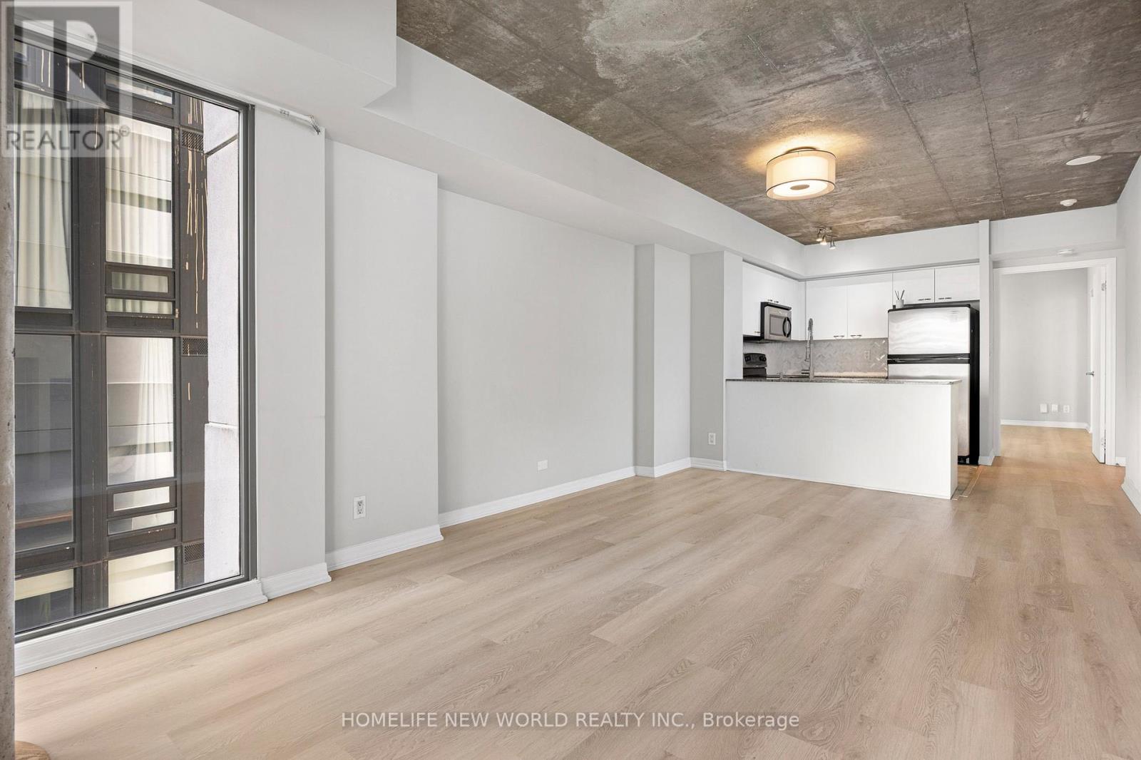 Photo 8 of 1108 22 Wellesley Street E, Toronto ON