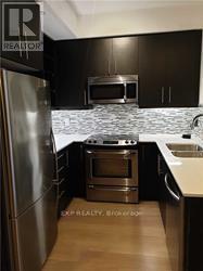 Photo 4 of 306 55 Oneida Crescent, Richmond Hill ON