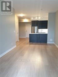 Photo 5 of 306 55 Oneida Crescent, Richmond Hill ON