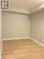 Photo 6 of 306 55 Oneida Crescent, Richmond Hill ON