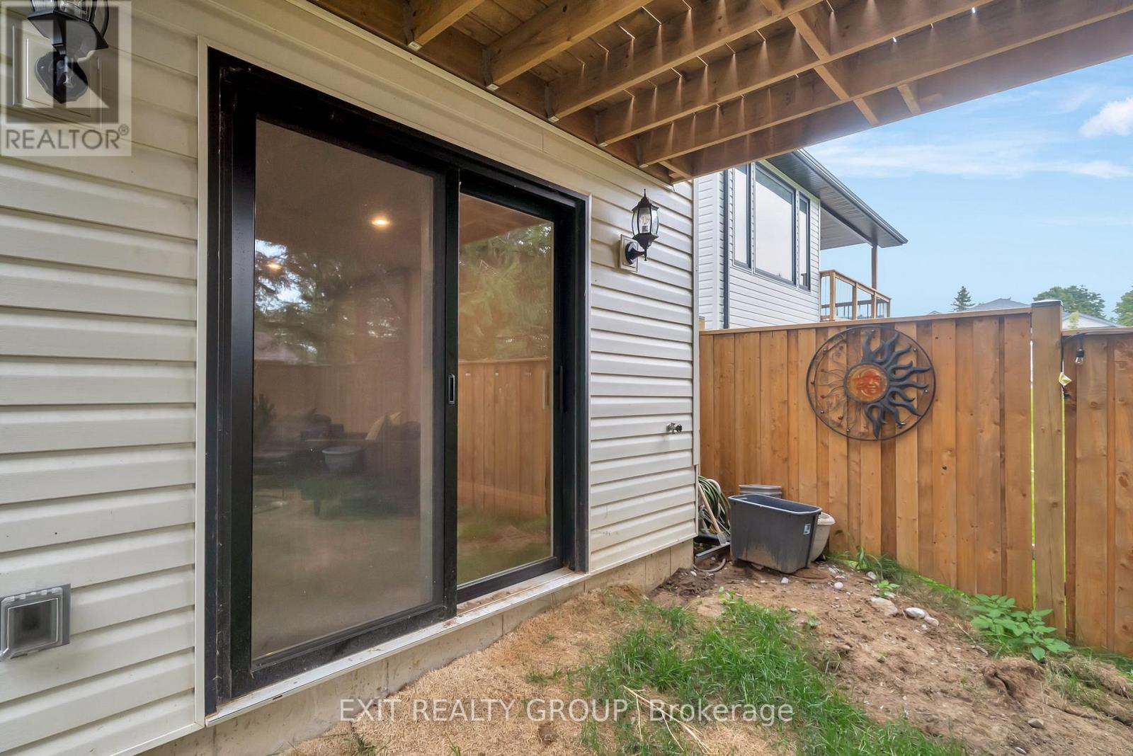 Photo 38 of 4 Mackenzie John Crescent, Brighton ON