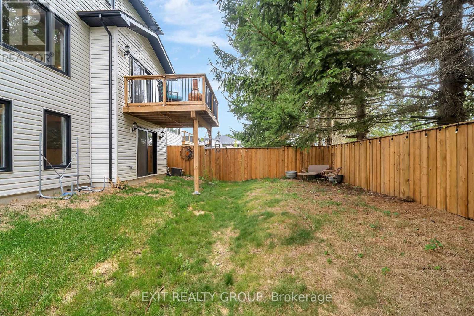 Photo 39 of 4 Mackenzie John Crescent, Brighton ON