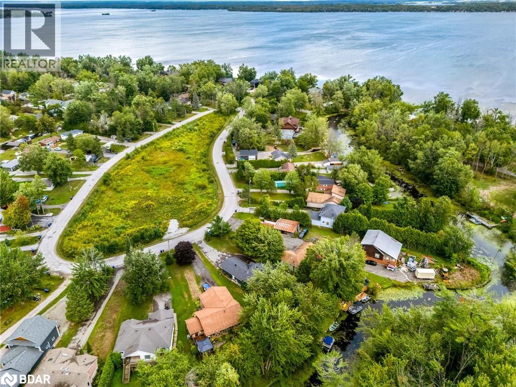 Photo 2 of 2656 Westshore Crescent, Severn ON