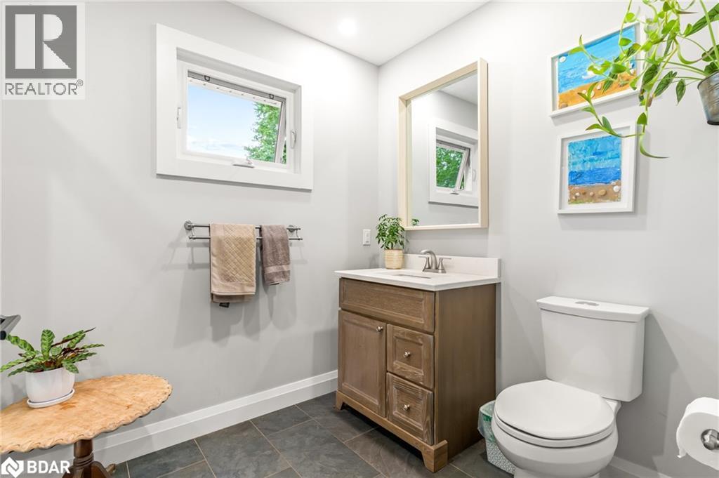 Photo 25 of 2656 Westshore Crescent, Severn ON