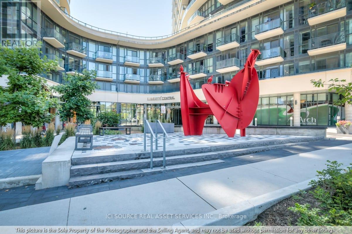 Photo 19 of 1506 49 East Liberty Street, Toronto ON